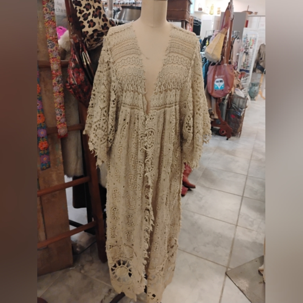 Jaded Gypsy Forever Timeless Crochet Kimono Duster OS NWT - Picture 2 of 15